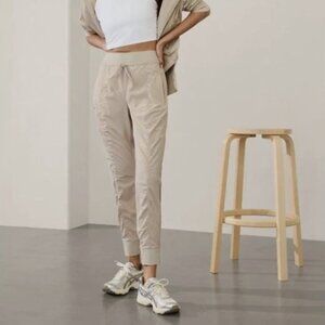 Athleta Attitude II Pant, Beige - Size 2 Petite